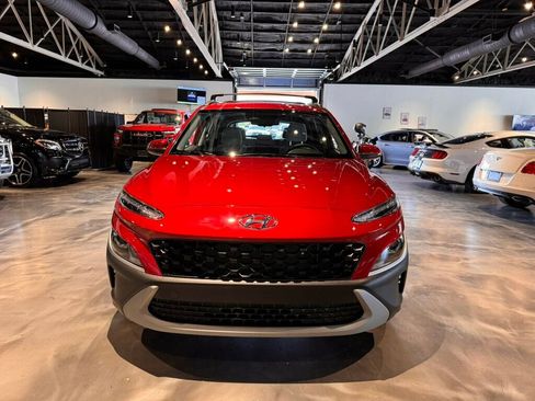 Used 2022 Hyundai Kona SEL FWD image 8