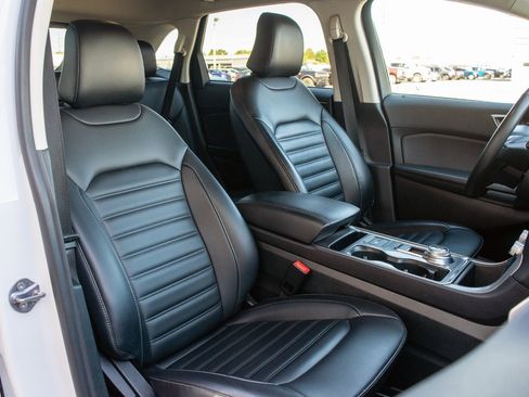 Used 2024 Ford Edge SEL image 38