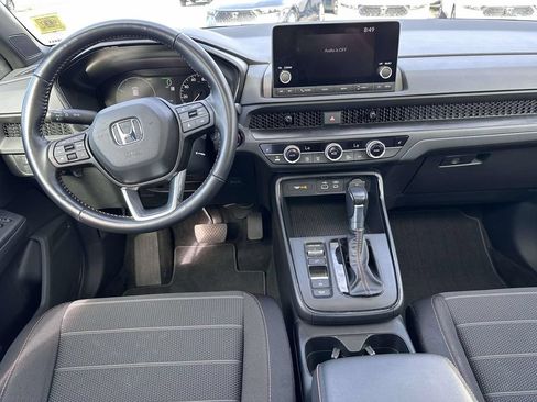 Used 2025 Honda CR-V Sport image 16