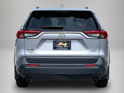 Used 2025 Toyota RAV4 LE AWD/4WD image 6