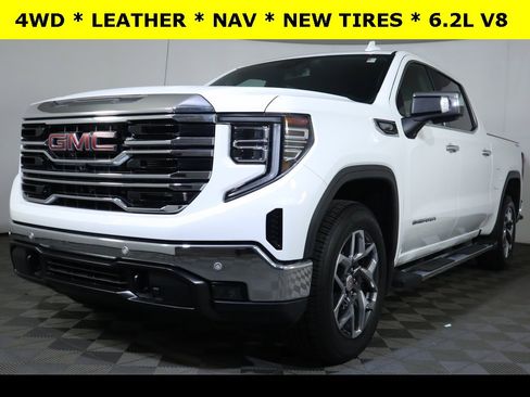 Used 2024 GMC Sierra 1500 SLT image 1