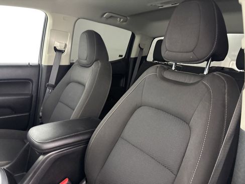 Used 2022 Chevrolet Colorado LT image 10