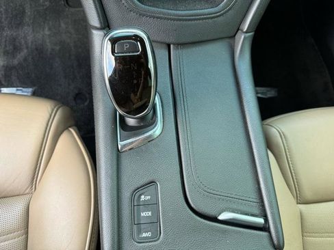 Used 2018 Cadillac XT5 Platinum w/ Driver Assist Package AWD/4WD image 17