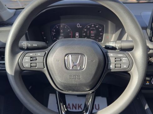 Certified 2025 Honda Accord SE image 17