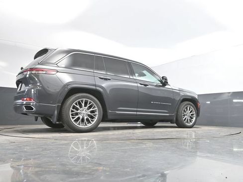 Used 2022 Jeep Grand Cherokee Summit w/ MOPAR Finishing Package AWD/4WD image 51
