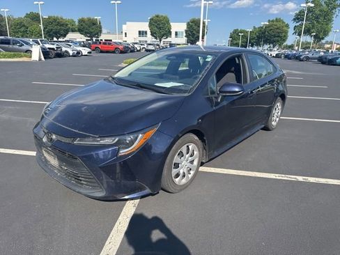 Used 2024 Toyota Corolla LE FWD image 9
