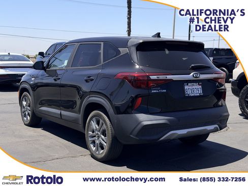 Used 2021 Kia Seltos LX AWD/4WD image 4