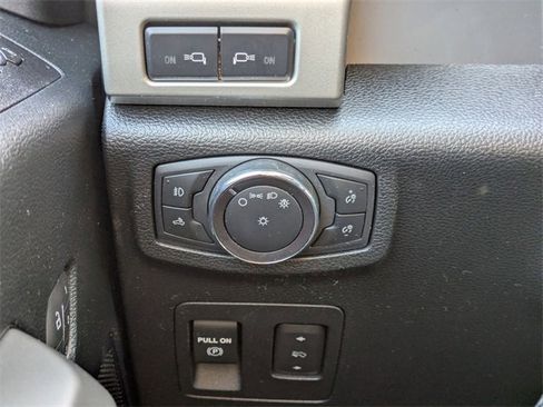 Used 2019 Ford F150 Lariat w/ Equipment Group 502A Luxury image 16