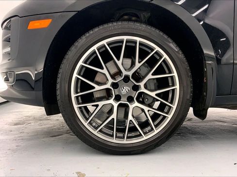 Used 2021 Porsche Macan S AWD/4WD image 8
