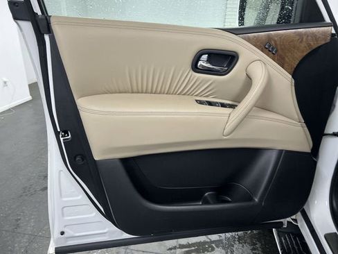Used 2024 Nissan Armada SL w/ Captain's Chairs Package AWD/4WD image 23