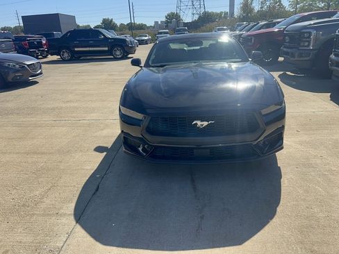 New 2025 Ford Mustang Premium image 2