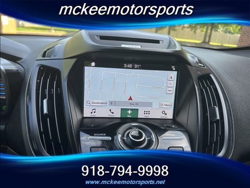 Used 2017 Ford C-MAX Titanium w/ Equipment Group 301A FWD image 18