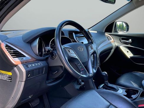 Used 2019 Hyundai Santa Fe XL SE w/ SE Premium Package 02 FWD image 17