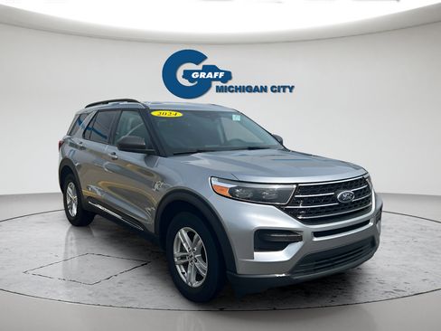 Used 2024 Ford Explorer XLT w/ Class IV Trailer Tow Package AWD/4WD image 7