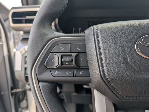 New 2026 Toyota 4Runner SR5 AWD/4WD image 21