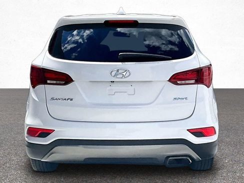 Used 2017 Hyundai Santa Fe Sport FWD image 6