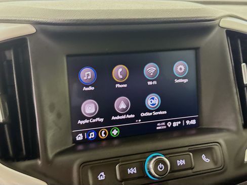 Used 2024 GMC Terrain SLE AWD/4WD image 16