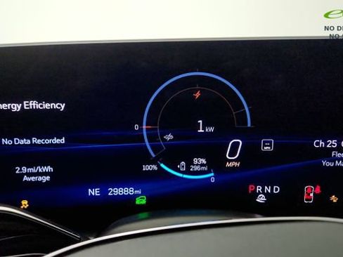 Used 2024 Cadillac Lyriq Tech RWD image 57