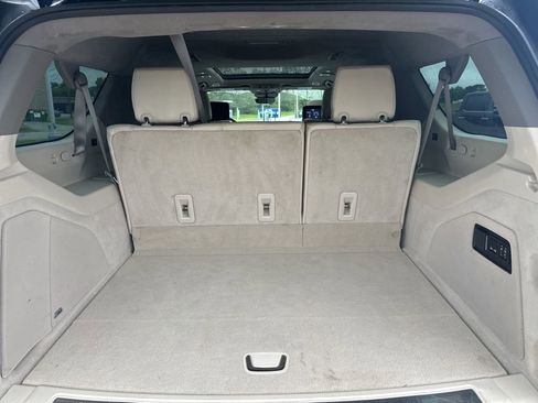Used 2021 Cadillac Escalade ESV Premium Luxury Platinum w/ Heavy-Duty Trailer Package AWD/4WD image 11