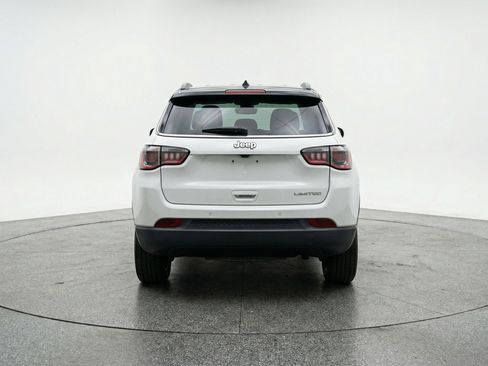 Used 2025 Jeep Compass Limited AWD/4WD image 7