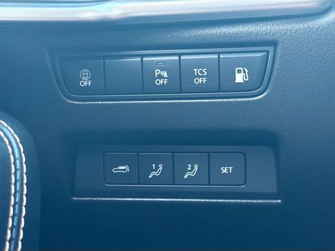 Used 2024 MAZDA CX-90 Plug-In Hybrid w/ Premium Plus AWD/4WD image 17