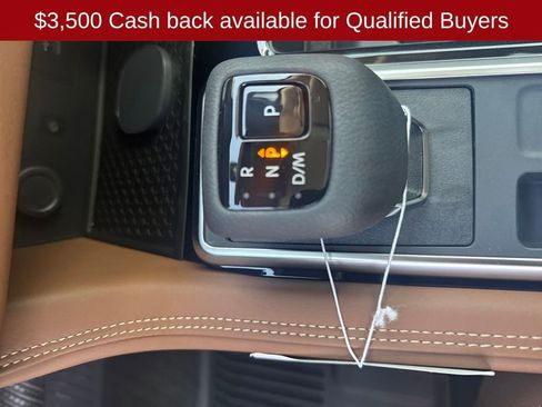 New 2026 Nissan Pathfinder Platinum image 25