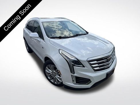Used 2017 Cadillac XT5 Premium Luxury AWD/4WD image 3