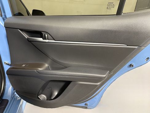 Used 2024 Toyota Camry SE image 27