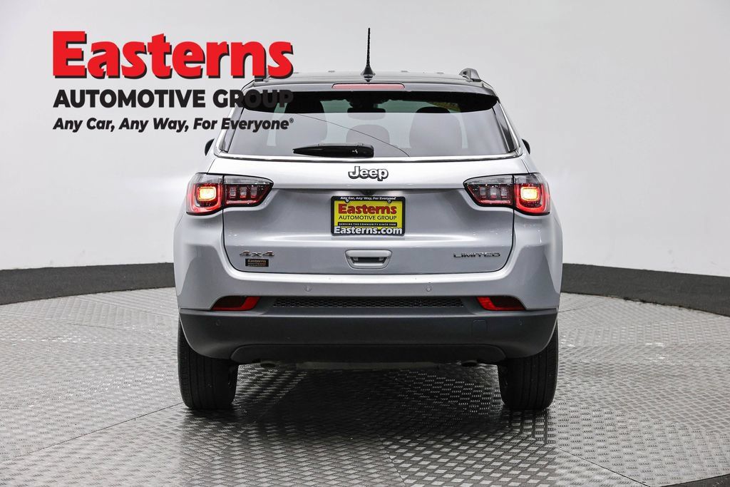 Used 2025 Jeep Compass Limited AWD/4WD image 6