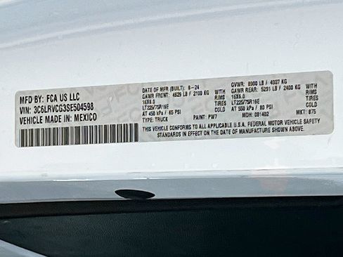 Used 2025 RAM ProMaster 2500 w/ Convenience Group FWD image 28