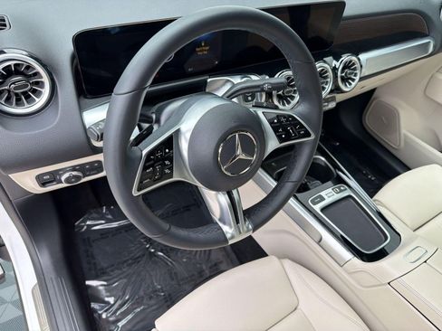 Certified 2026 Mercedes-Benz GLB 250 image 4