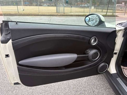 Used 2011 MINI Cooper Clubman S image 21