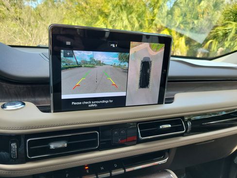 Used 2020 Lincoln Aviator Reserve w/ Equipment Group 201A image 24