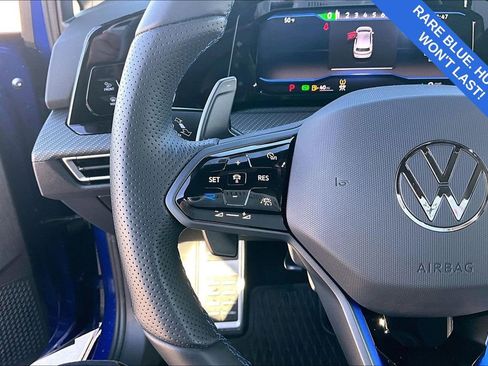 Used 2024 Volkswagen Golf R image 26