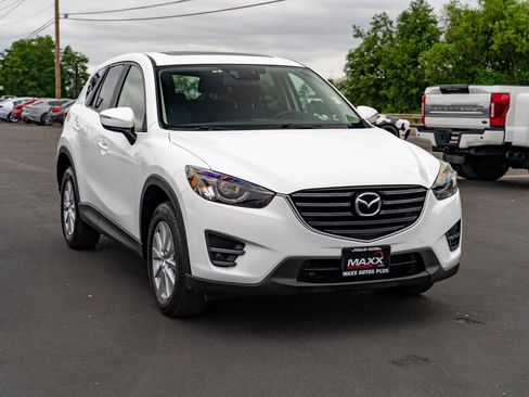 Used 2016 MAZDA CX-5 Touring w/ Touring Technology Package AWD/4WD image 2