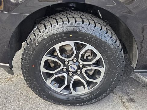 Used 2024 Ford Expedition Max XLT image 19