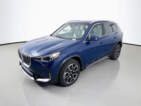 New 2026 BMW X1 xDrive28i w/ Technology Package image 3