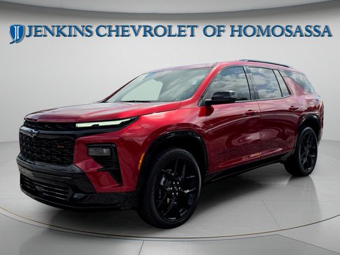 Used 2024 Chevrolet Traverse RS w/ LPO, Floor Liner Package AWD/4WD image 9