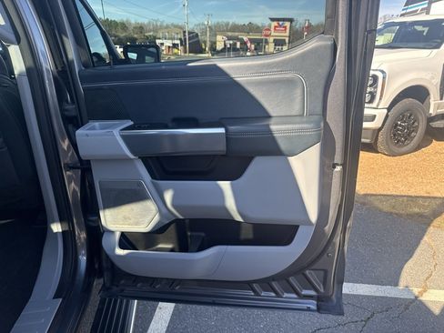 Used 2023 Ford F150 Limited image 38