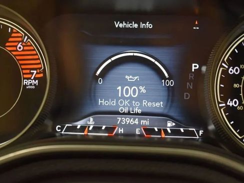 Used 2020 Jeep Cherokee Limited image 28