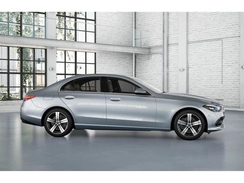 Used 2025 Mercedes-Benz C 300 Sedan image 14
