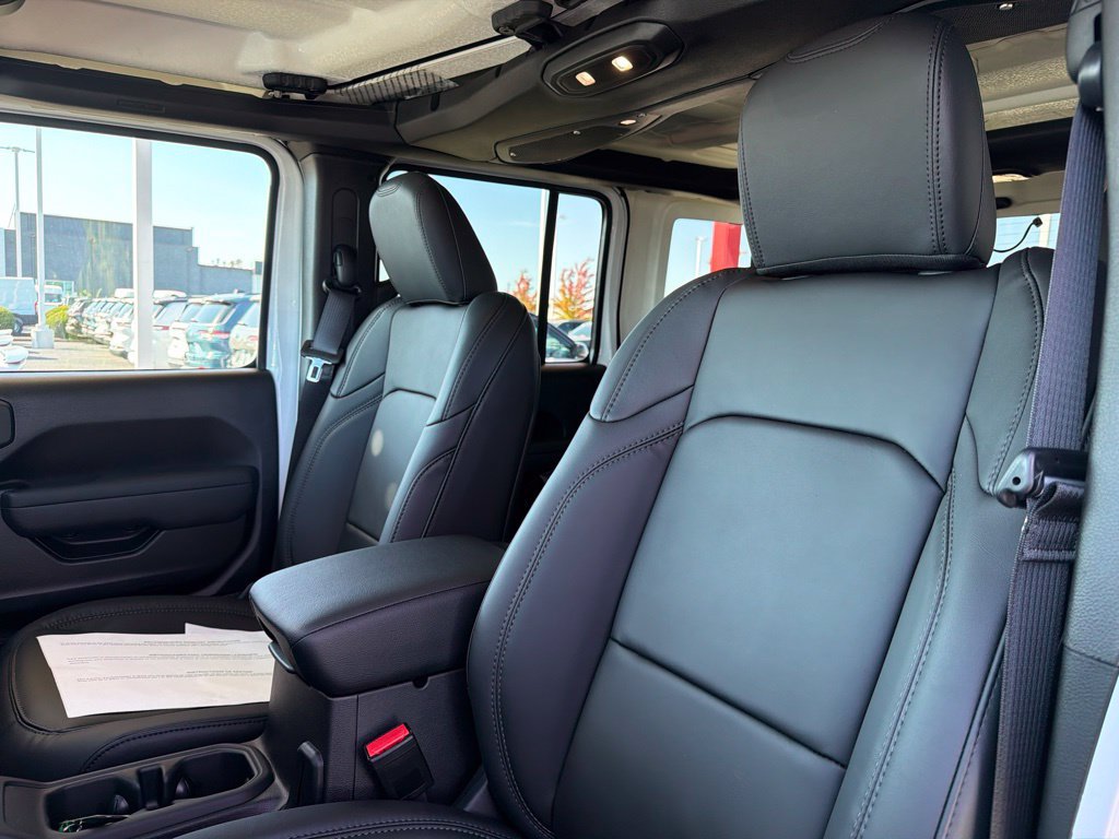 New 2027 Jeep Wrangler Unlimited Rubicon 392 AWD/4WD image 14