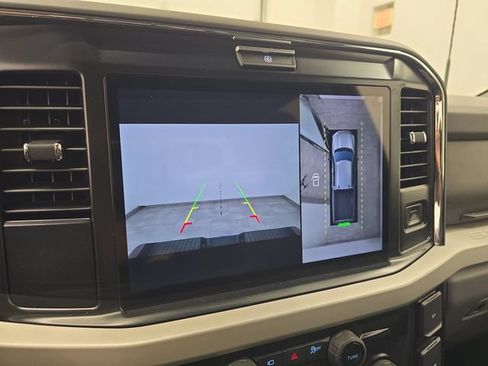 New 2026 Ford F250 XLT w/ XLT Premium Package RWD image 29