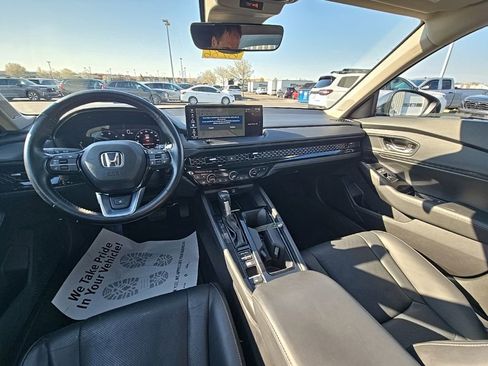Used 2025 Honda Accord Touring image 27