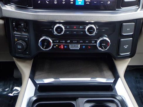 New 2026 Ford F350 Platinum w/ Platinum Plus Package image 17