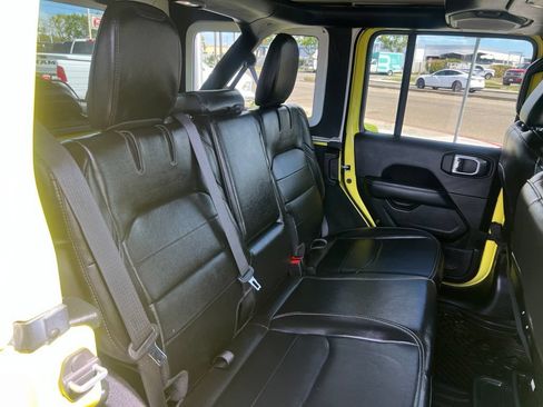 Used 2023 Jeep Wrangler Unlimited Sahara AWD/4WD image 44