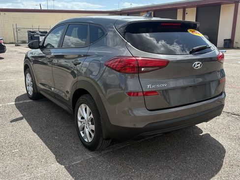 Used 2021 Hyundai Tucson SE image 5
