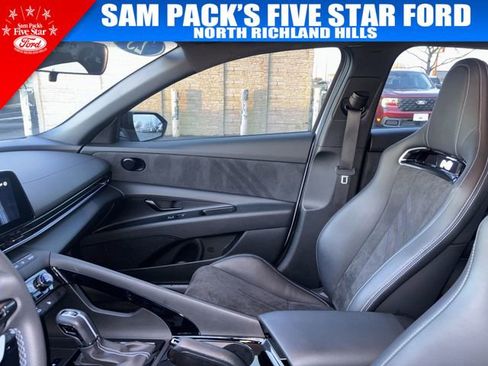 Used 2025 Hyundai Elantra N image 13