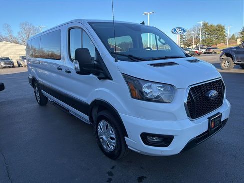 Used 2023 Ford Transit 350 XLT image 6