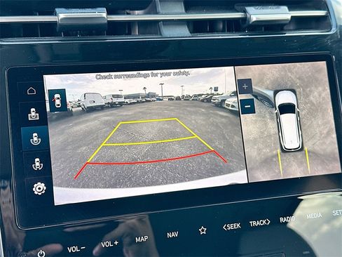 Used 2022 Hyundai Tucson Limited image 13